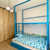 pat supraetajat cu plasa si depozitare 4