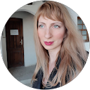 Laura Davalciuc [. profile picture